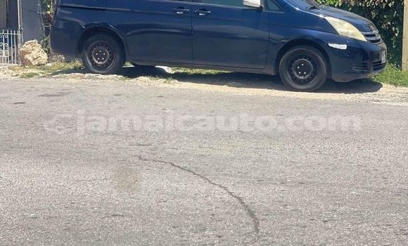 Buy Used Toyota ISis Black Car in Falmouth in Trelawney Buy Used Toyota ISis Black Car in Falmouth in Trelawney