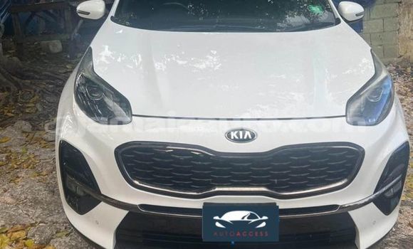 Acheter Occasion Voiture Kia Sportage Blanc à Falmouth, Trelawney Acheter Occasion Voiture Kia Sportage Blanc à Falmouth, Trelawney