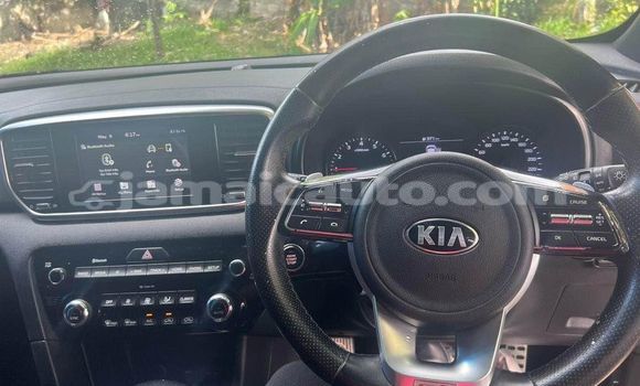 Buy Used Kia Sportage White Car in Falmouth in Trelawney Buy Used Kia Sportage White Car in Falmouth in Trelawney