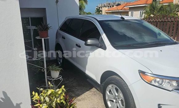 Buy Used Ford Edge White Car in Port Antonio in Portland Buy Used Ford Edge White Car in Port Antonio in Portland