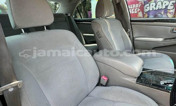 Buy Used Toyota Crown Blue Car in Import - Dubai in Clarendon Buy Used Toyota Crown Blue Car in Import - Dubai in Clarendon