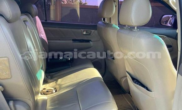 Buy Used Toyota Fortuner White Car in Lucea in Hanover Buy Used Toyota Fortuner White Car in Lucea in Hanover