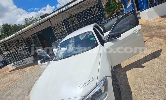 Buy Used BMW 1-Series White Car in Mandeville in Manchester Buy Used BMW 1-Series White Car in Mandeville in Manchester