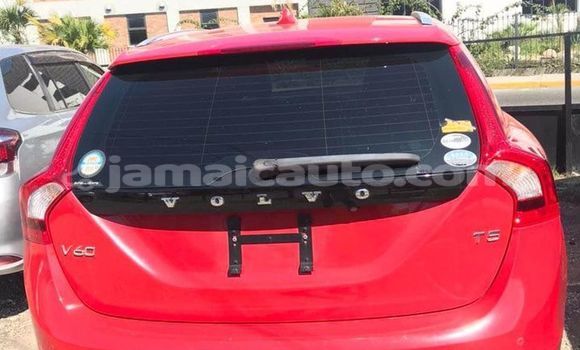 Buy Used Volvo S40 Red Car in May Pen in Clarendon Buy Used Volvo S40 Red Car in May Pen in Clarendon