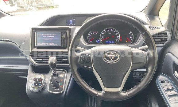 Buy Used Toyota Noah Black Car in Import - Dubai in Clarendon Buy Used Toyota Noah Black Car in Import - Dubai in Clarendon