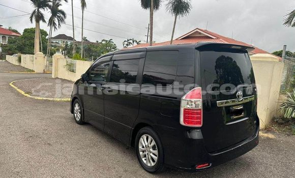 Buy Used Toyota Noah Black Car in Falmouth in Trelawney Buy Used Toyota Noah Black Car in Falmouth in Trelawney