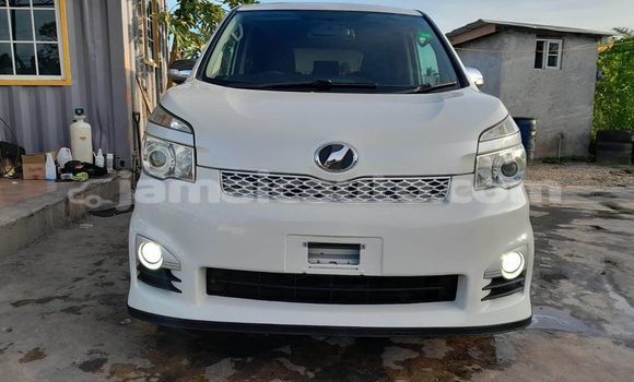 Buy Used Toyota Voxy White Car in Mandeville in Manchester Buy Used Toyota Voxy White Car in Mandeville in Manchester