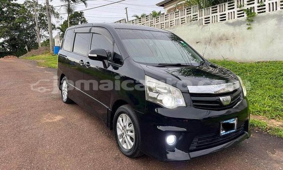 Buy Used Toyota Noah Black Car in Mandeville in Manchester Buy Used Toyota Noah Black Car in Mandeville in Manchester