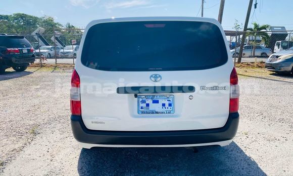 Acheter Occasion Voiture Toyota Probox Blanc à Lucea, Hanover Acheter Occasion Voiture Toyota Probox Blanc à Lucea, Hanover