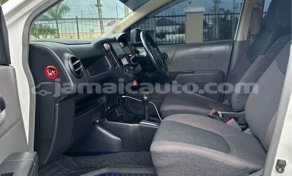 Buy Used Nissan NV200 White Car in Falmouth in Trelawney Buy Used Nissan NV200 White Car in Falmouth in Trelawney