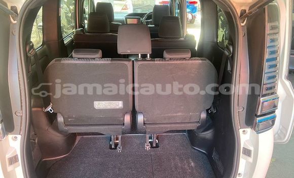 Buy Used Toyota Voxy Blue Car in Kingston in Kingston Buy Used Toyota Voxy Blue Car in Kingston in Kingston