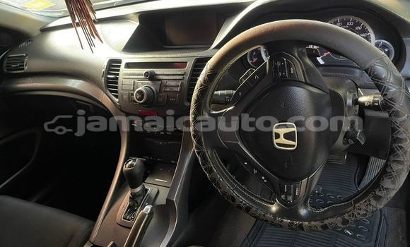 Buy Used Honda Accord White Car in Albert Town in Trelawney Buy Used Honda Accord White Car in Albert Town in Trelawney