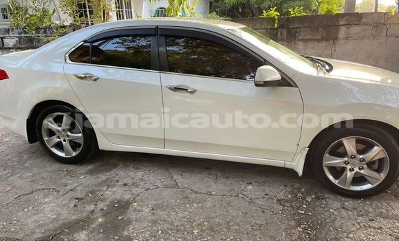 Buy Used Honda Accord White Car in Albert Town in Trelawney Buy Used Honda Accord White Car in Albert Town in Trelawney