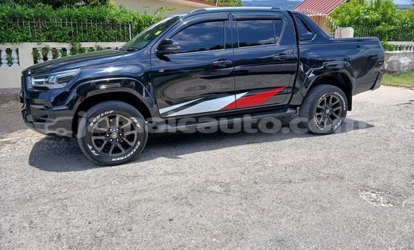 Buy Used Toyota Hilux Black Car in Lucea in Hanover Buy Used Toyota Hilux Black Car in Lucea in Hanover