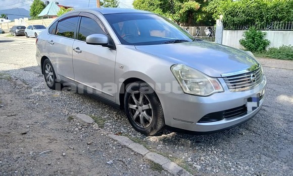 Buy Used Nissan Bluebird Other Car in Import - Dubai in Clarendon Buy Used Nissan Bluebird Other Car in Import - Dubai in Clarendon
