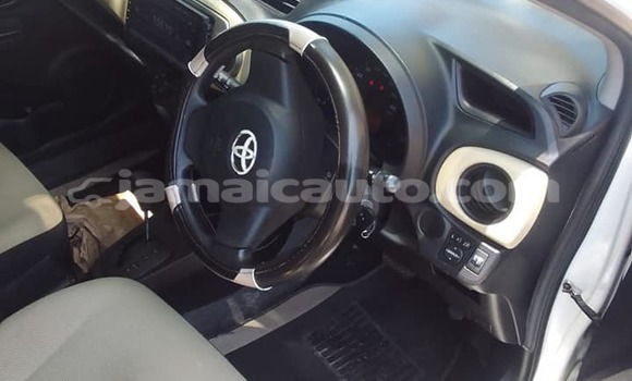 Buy Used Toyota Vitz White Car in Falmouth in Trelawney Buy Used Toyota Vitz White Car in Falmouth in Trelawney