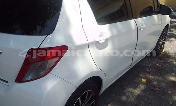 Buy Used Toyota Vitz White Car in Falmouth in Trelawney Buy Used Toyota Vitz White Car in Falmouth in Trelawney