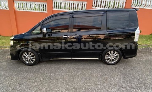 Buy Used Toyota Voxy Black Car in Mandeville in Manchester Buy Used Toyota Voxy Black Car in Mandeville in Manchester