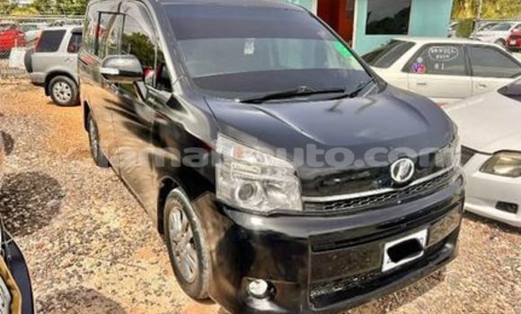 Buy Used Toyota Voxy Black Car in Lucea in Hanover Buy Used Toyota Voxy Black Car in Lucea in Hanover