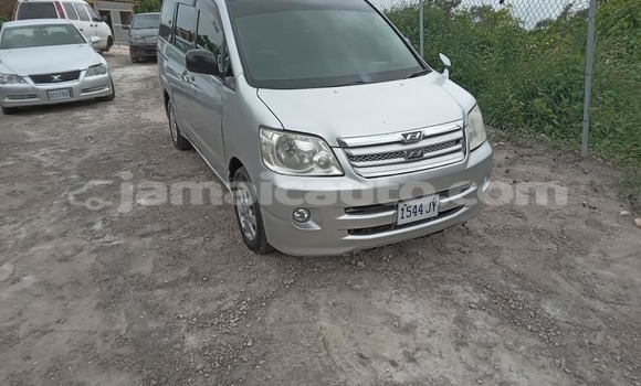 Buy Used Toyota Noah Other Car in Falmouth in Trelawney Buy Used Toyota Noah Other Car in Falmouth in Trelawney