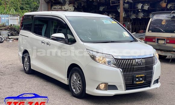 Buy Used Toyota Esquire White Car in Falmouth in Trelawney Buy Used Toyota Esquire White Car in Falmouth in Trelawney