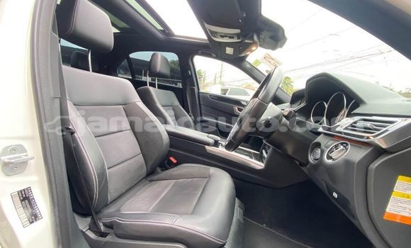 Buy Used Mercedes-Benz E–Class White Car in Kingston in Kingston Buy Used Mercedes-Benz E–Class White Car in Kingston in Kingston