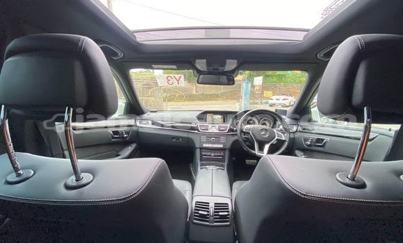 Buy Used Mercedes-Benz E–Class White Car in Kingston in Kingston Buy Used Mercedes-Benz E–Class White Car in Kingston in Kingston