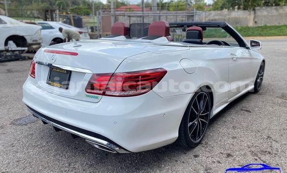 Buy Used Mercedes-Benz E–Class White Car in Kingston in Kingston Buy Used Mercedes-Benz E–Class White Car in Kingston in Kingston