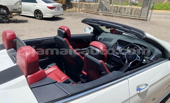 Buy Used Mercedes-Benz E–Class White Car in Kingston in Kingston Buy Used Mercedes-Benz E–Class White Car in Kingston in Kingston