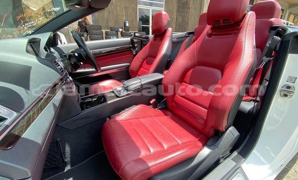 Buy Used Mercedes-Benz E–Class White Car in Kingston in Kingston Buy Used Mercedes-Benz E–Class White Car in Kingston in Kingston