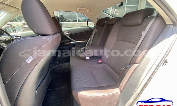 Buy Used Toyota Mark X White Car in Albert Town in Trelawney Buy Used Toyota Mark X White Car in Albert Town in Trelawney