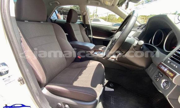 Buy Used Toyota Mark X White Car in Albert Town in Trelawney Buy Used Toyota Mark X White Car in Albert Town in Trelawney