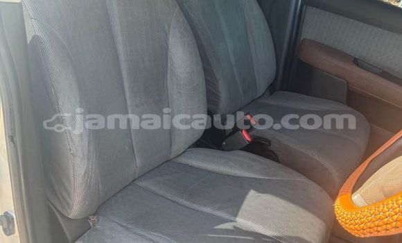 Acheter Occasion Voiture Nissan Tiida Autre à Albert Town, Trelawney Acheter Occasion Voiture Nissan Tiida Autre à Albert Town, Trelawney