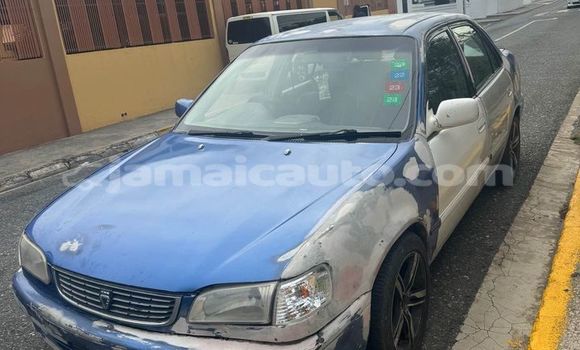 Acheter Occasion Voiture Toyota Corolla Bleu à Lucea, Hanover Acheter Occasion Voiture Toyota Corolla Bleu à Lucea, Hanover