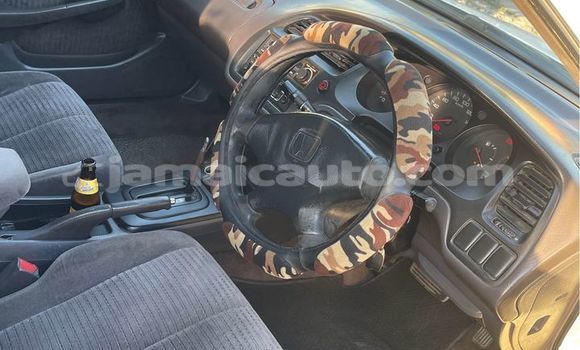 Buy Used Honda Accord White Car in Mandeville in Manchester Buy Used Honda Accord White Car in Mandeville in Manchester