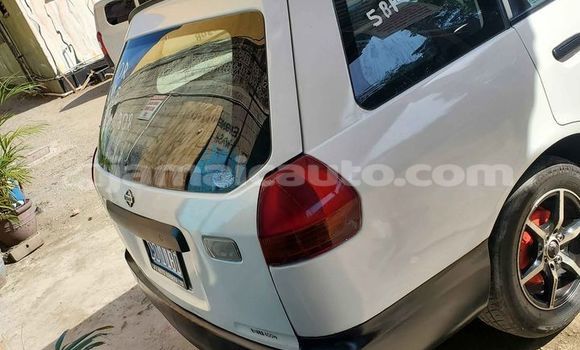 Acheter Occasion Voiture Nissan AD Blanc à Kingston, Kingston Acheter Occasion Voiture Nissan AD Blanc à Kingston, Kingston