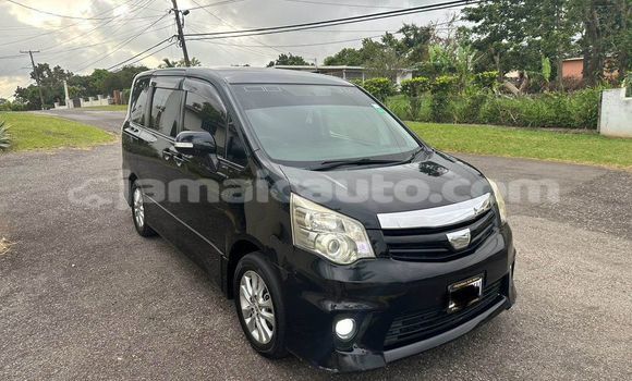 Buy Used Toyota Voxy Black Car in Kingston in Kingston Buy Used Toyota Voxy Black Car in Kingston in Kingston