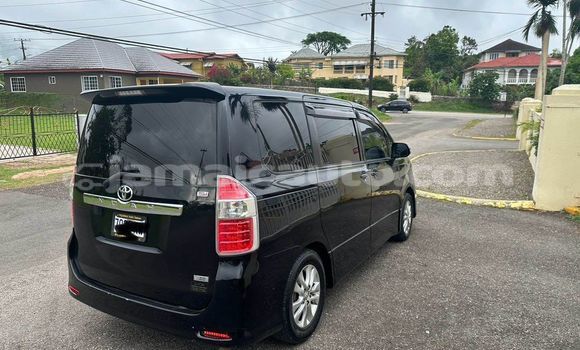 Buy Used Toyota Voxy Black Car in Kingston in Kingston Buy Used Toyota Voxy Black Car in Kingston in Kingston