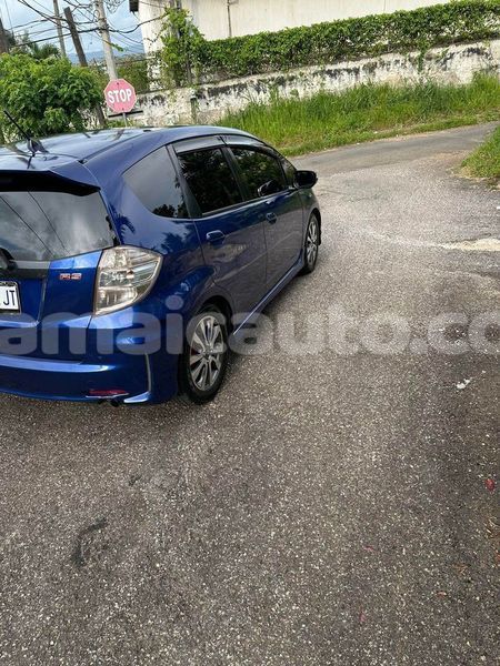 Big with watermark honda fit clarendon import dubai 4570