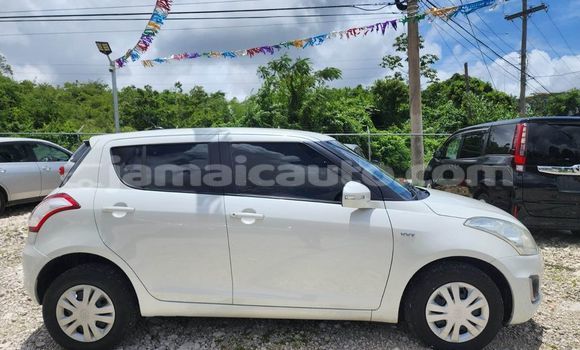 Buy Used Suzuki Swift White Car in Lucea in Hanover Buy Used Suzuki Swift White Car in Lucea in Hanover