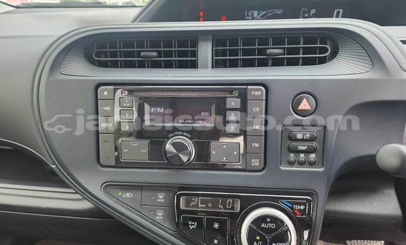 Buy Used Toyota Aqua White Car in Lucea in Hanover Buy Used Toyota Aqua White Car in Lucea in Hanover