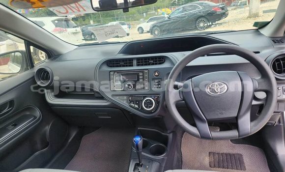Buy Used Toyota Aqua White Car in Lucea in Hanover Buy Used Toyota Aqua White Car in Lucea in Hanover