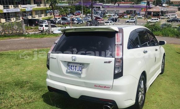 Buy Used Honda Stream White Car in Kingston in Kingston Buy Used Honda Stream White Car in Kingston in Kingston