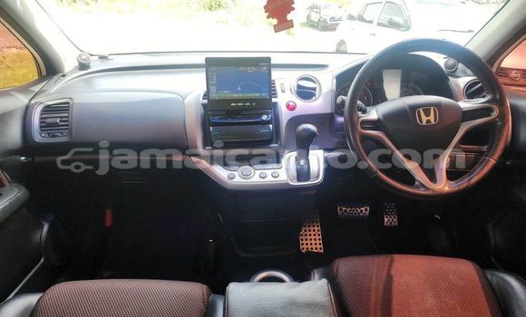 Buy Used Honda Stream White Car in Kingston in Kingston Buy Used Honda Stream White Car in Kingston in Kingston