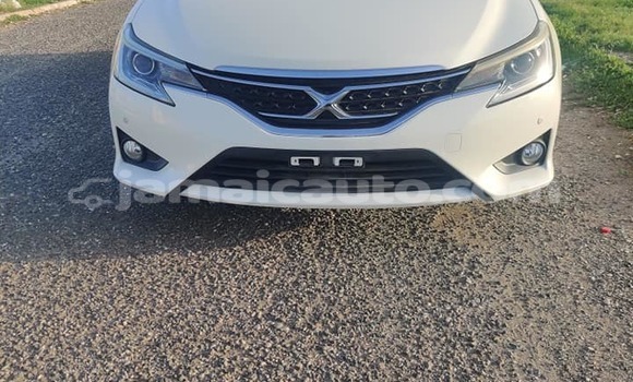 Buy Used Toyota Mark X White Car in Kingston in Kingston Buy Used Toyota Mark X White Car in Kingston in Kingston