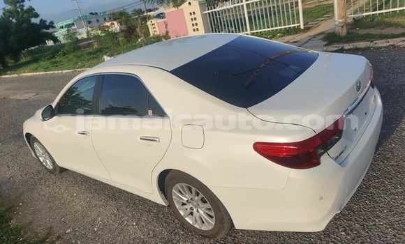 Buy Used Toyota Mark X White Car in Kingston in Kingston Buy Used Toyota Mark X White Car in Kingston in Kingston
