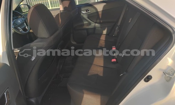 Buy Used Toyota Mark X White Car in Kingston in Kingston Buy Used Toyota Mark X White Car in Kingston in Kingston