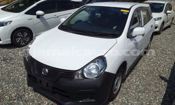 Buy Used Nissan AD White Car in Lucea in Hanover Buy Used Nissan AD White Car in Lucea in Hanover