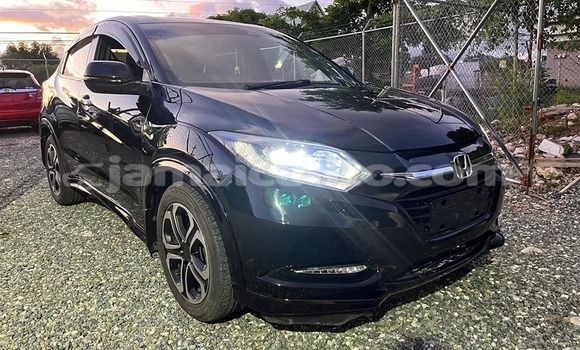Buy Used Honda Vezel Black Car in Import - Dubai in Clarendon