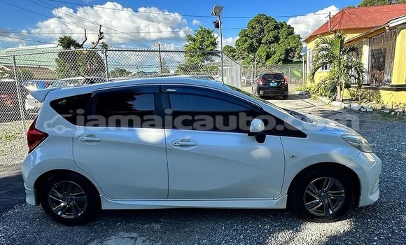 Buy Used Nissan Note White Car in Mandeville in Manchester Buy Used Nissan Note White Car in Mandeville in Manchester